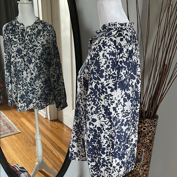 Talbots Tops - Talbots .Floral Print Women's Top